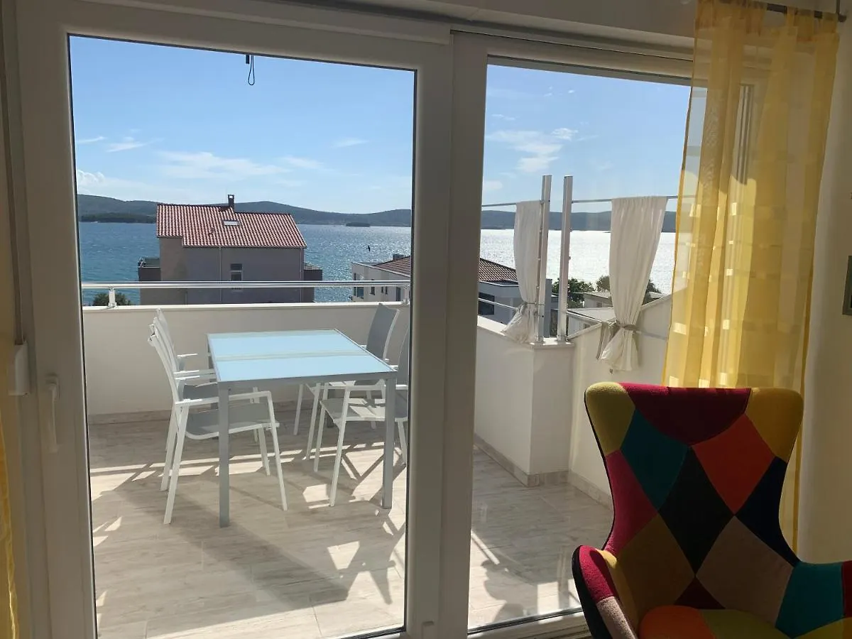 Apartments Lucie بيوغْغاد نا موغو بيت ضيافة