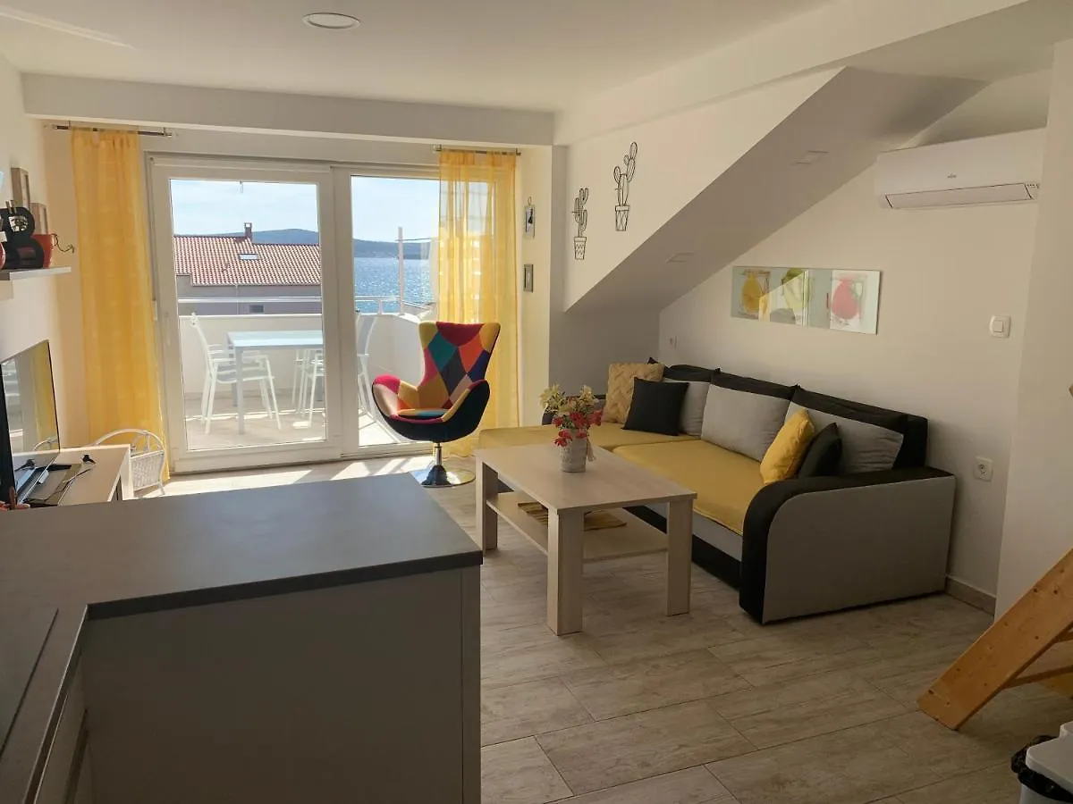 Apartments Lucie Biograd Na Moru 0*,